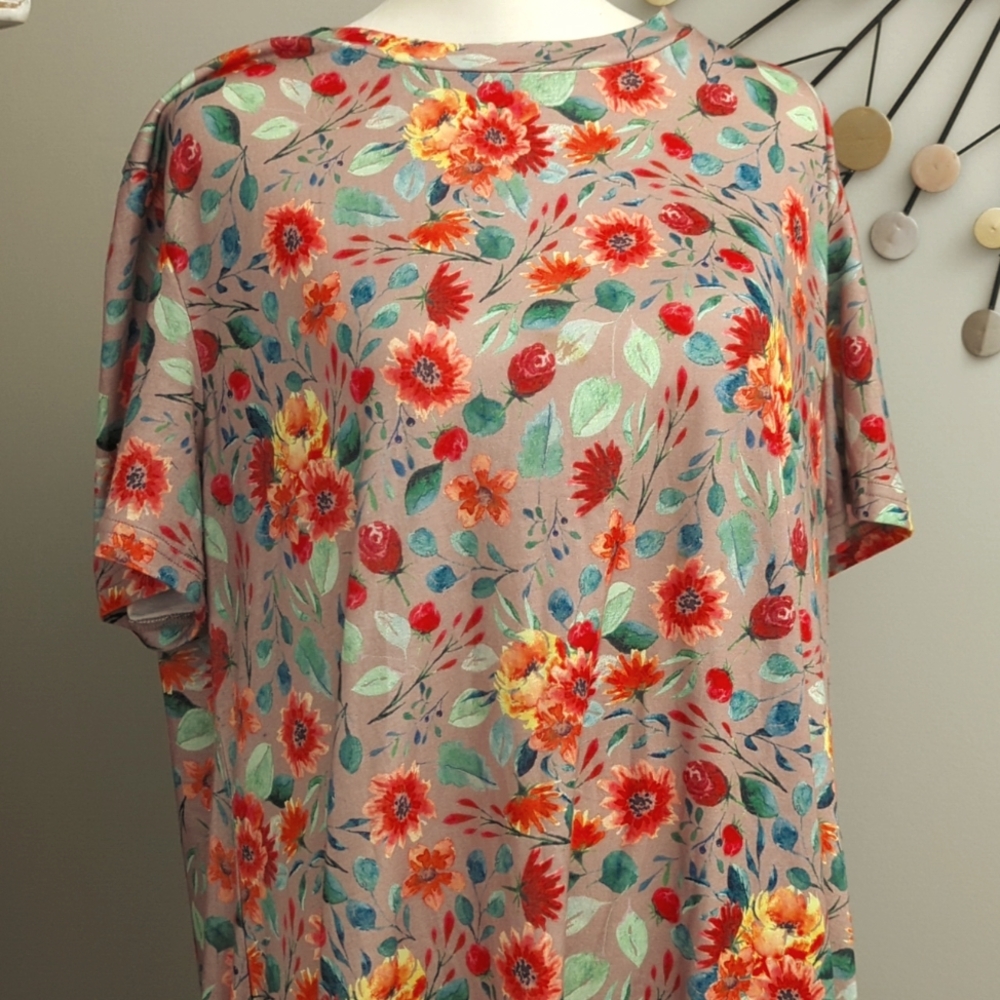 NWOT Crazy Train Top High/Low 2X